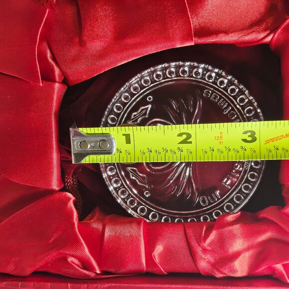 Waterford Crystal Our First Christmas 2016 Ornament With Velvet Pouch And Box - Picture 10 of 10